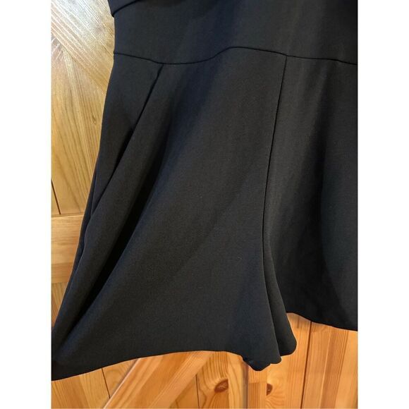 Express Size 6P Women’s Romper Off Shoulder Black Lace Shorts nwt (4969) - Picture 3 of 7